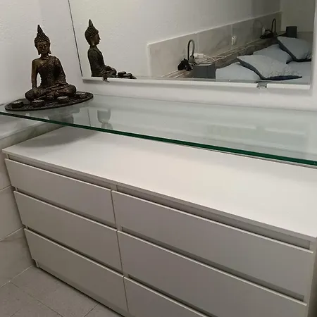 Puerta Del Sol Apartment